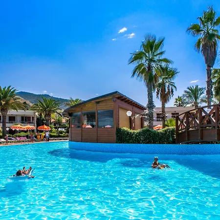 Club La Castellana Mare 酒店