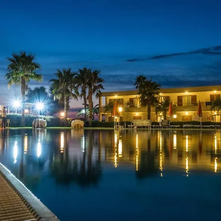 酒店 Club La Castellana Mare 4*