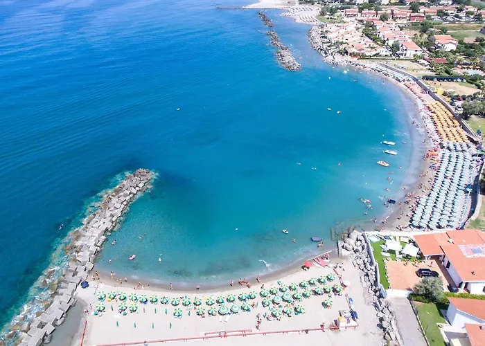 Club La Castellana Mare 4*