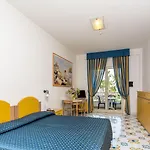 Club La Castellana Mare Hotel