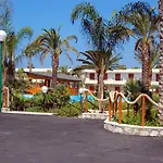 ホテル Club La Castellana Mare 4*