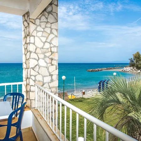 Club La Castellana Mare Hotel