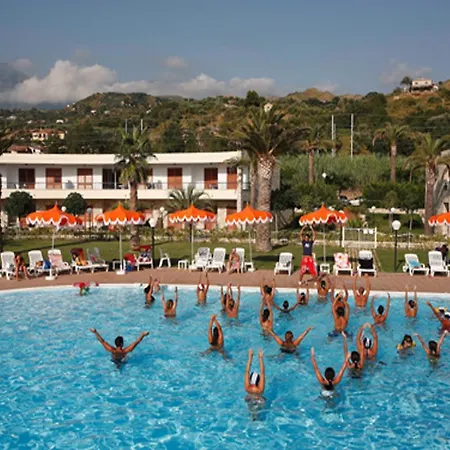 Hotell Club La Castellana Mare