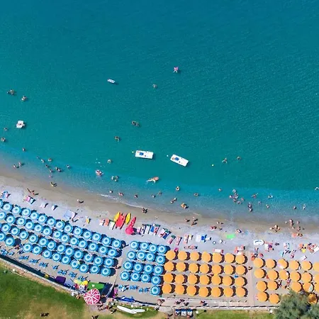 Club La Castellana Mare Hotel